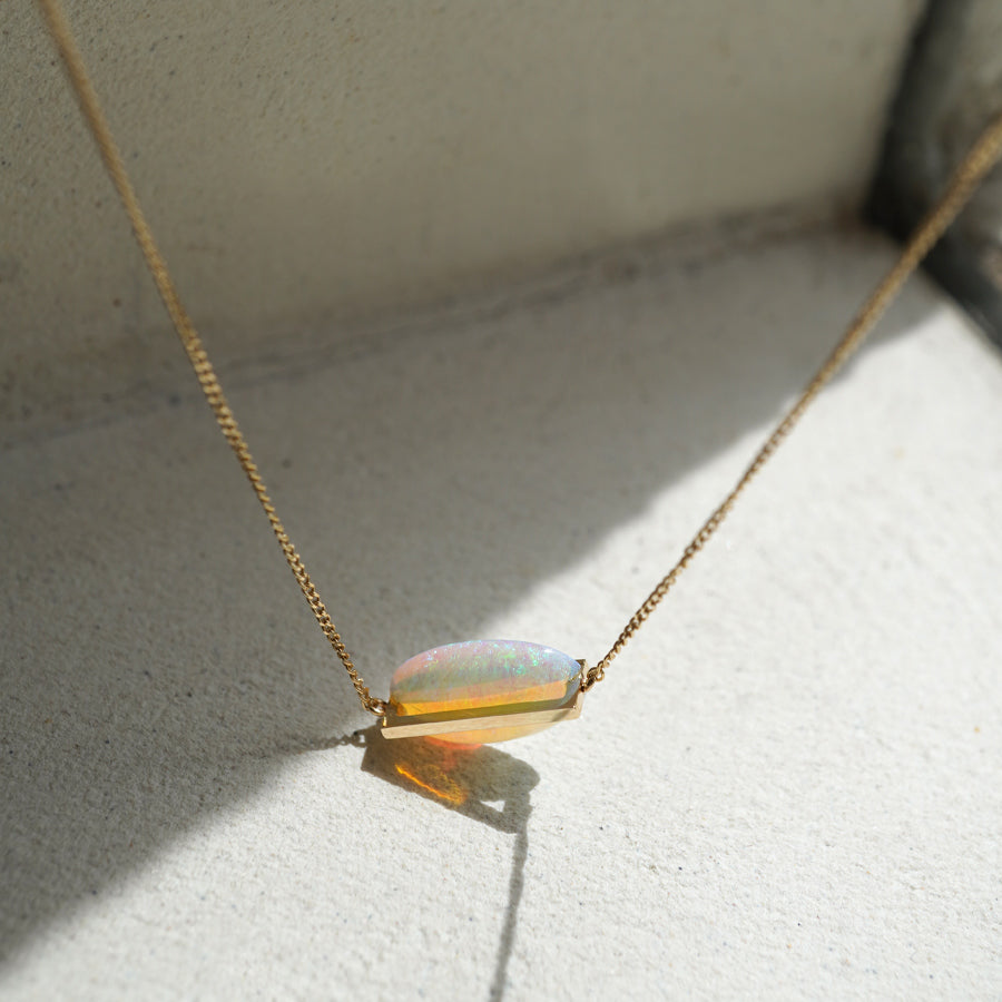 BAND NECKLACE OPAL #4130