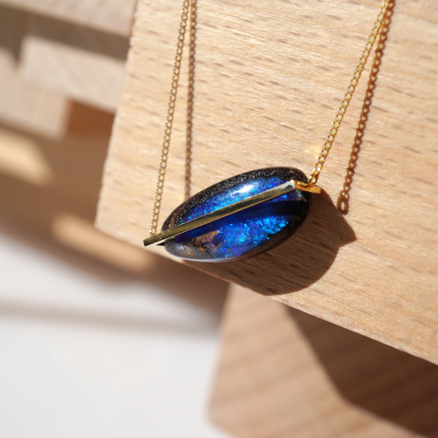 BAND NECKLACE BOUDER OPAL #3757