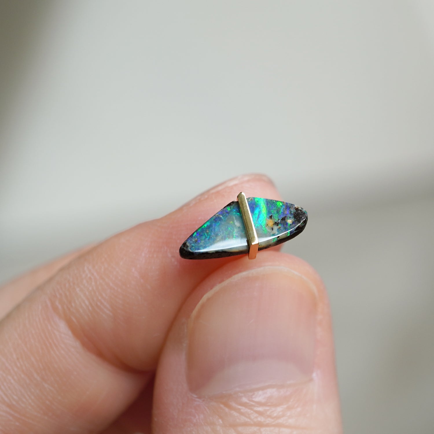 BAND SINGLE EARRING BOULDER OPAL #3363