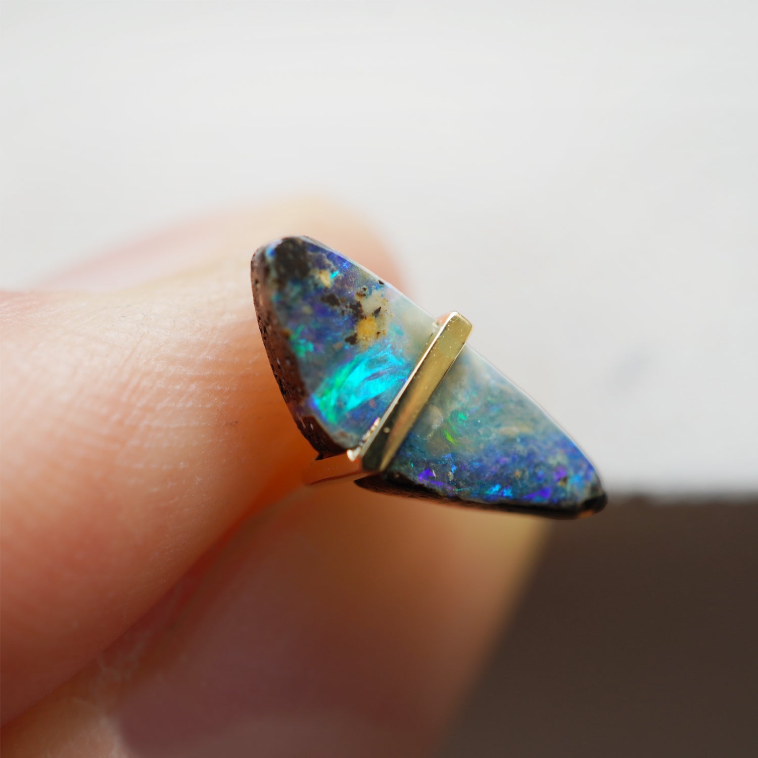 BAND SINGLE EARRING BOULDER OPAL #3363