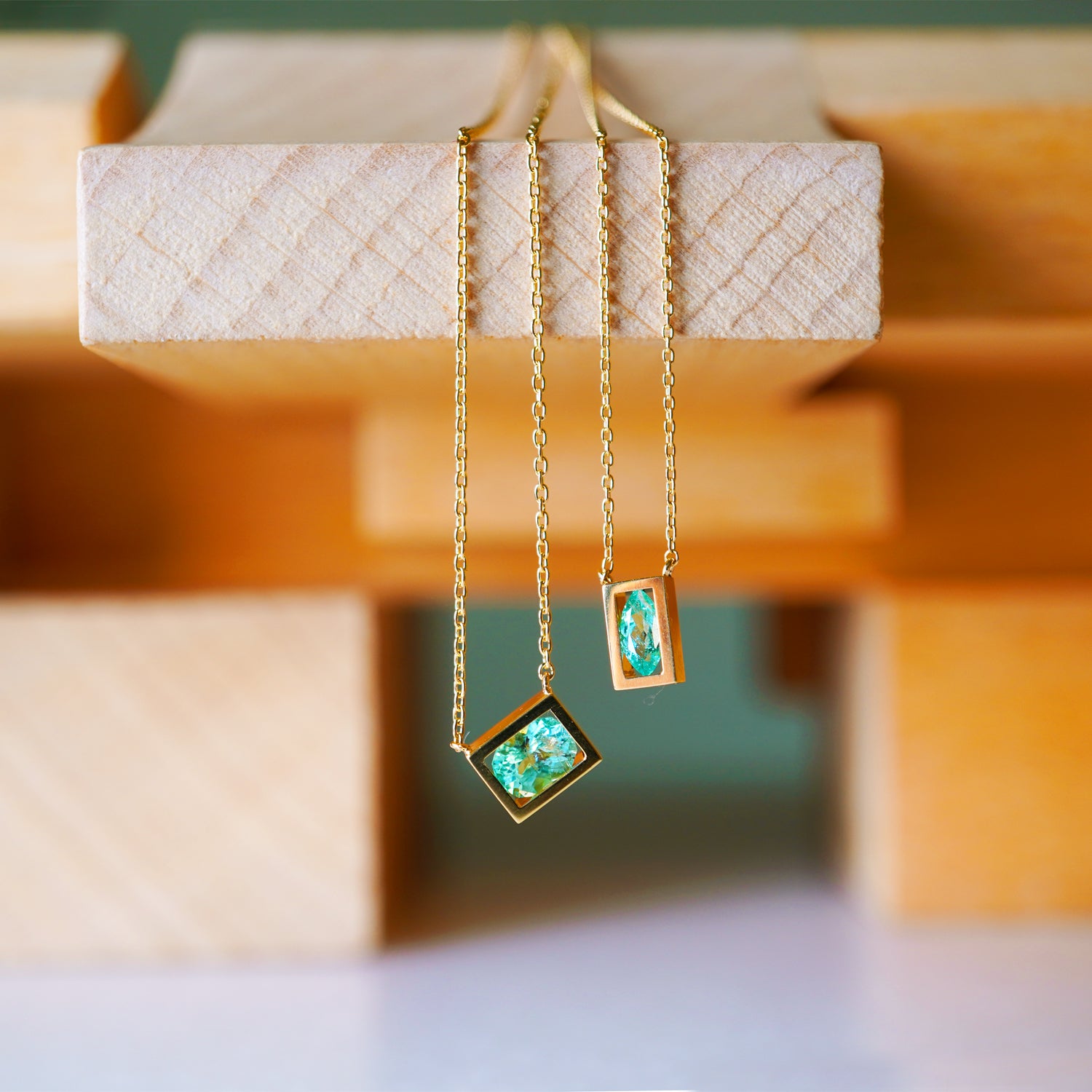 POSITION NECKLACE PARAIBA TOURMALINE0.34ct #4055