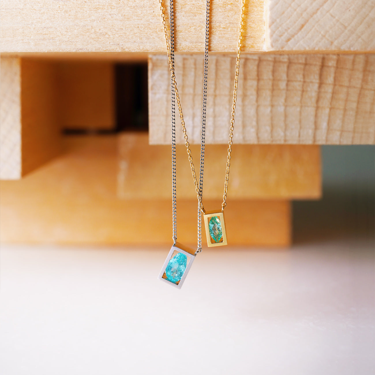 POSITION NECKLACE PARAIBA TOURMALINE0.26ct #4057