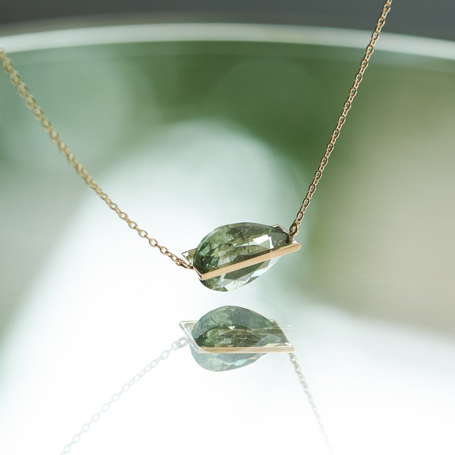 BAND NECKLACE RUTIL PERIDOT#3923