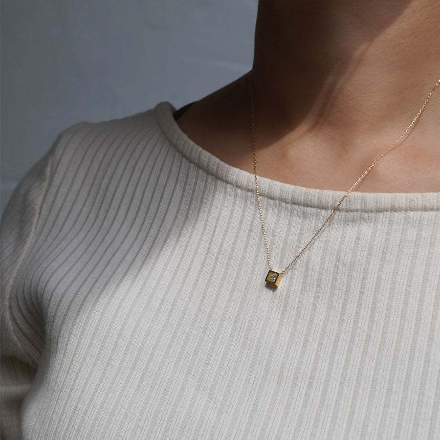 POSITION NECKLACE 0.198ct #3584