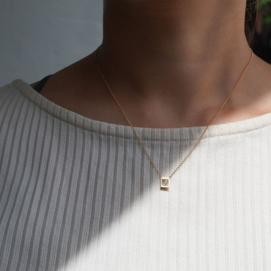 POSITION NECKLACE 0.213ct #4200
