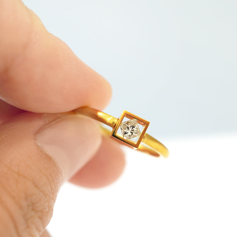 POSITION RING 0.236ct #2991