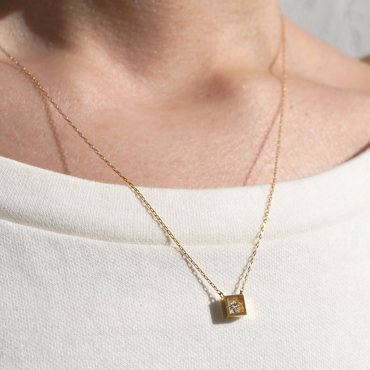 POSITION NECKLACE 0.12ct #3533