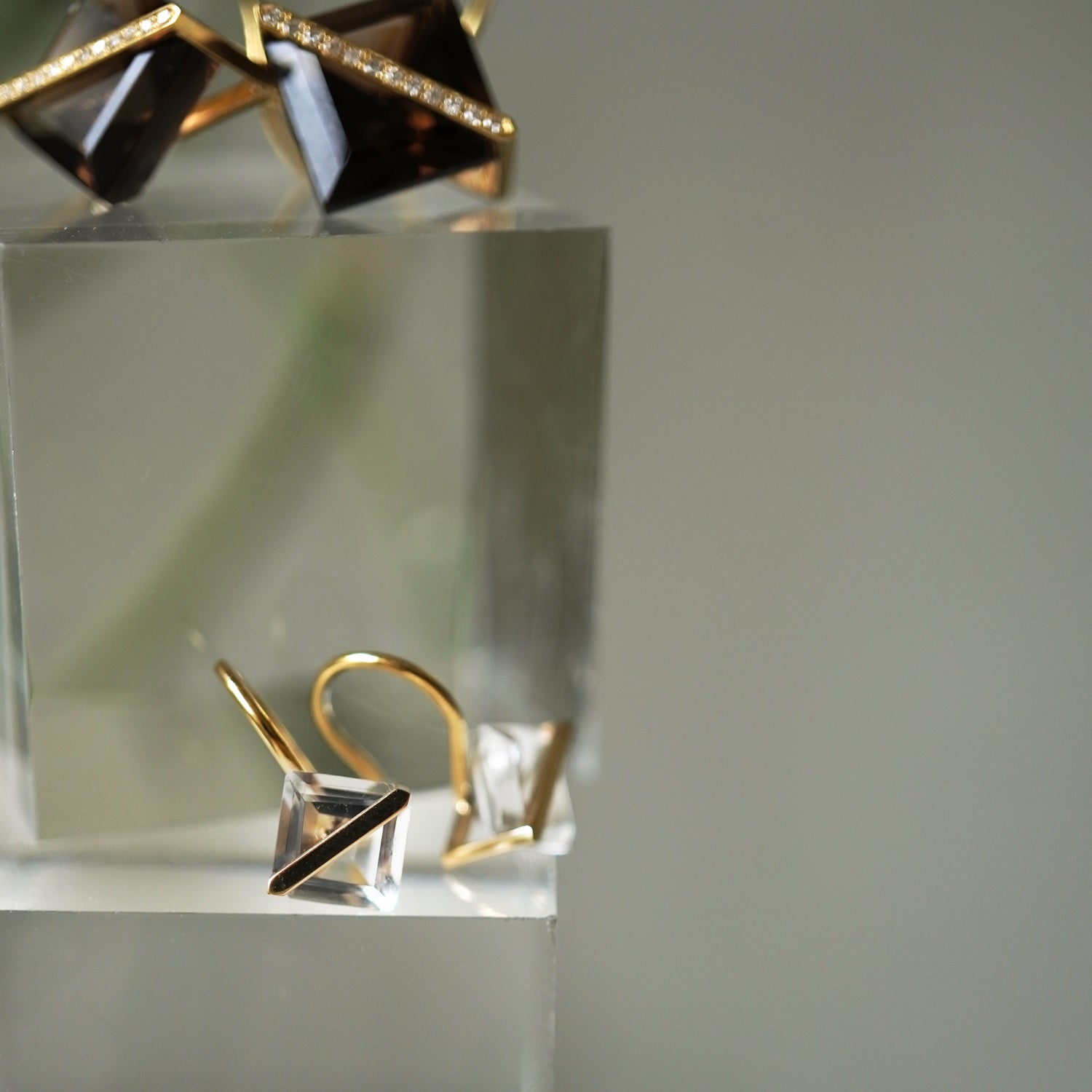 BAND EARRING QUARTZ #3840