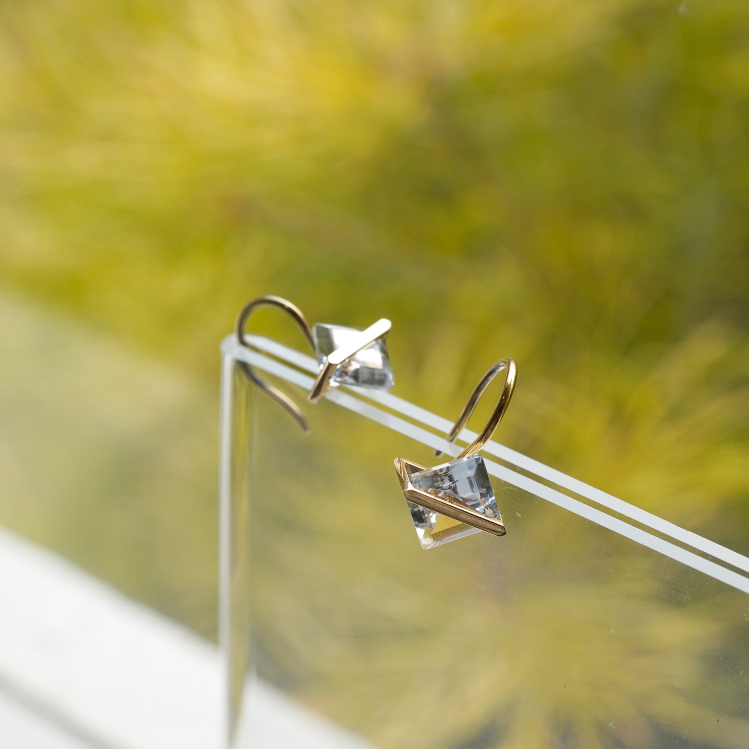BAND EARRING QUARTZ #3840