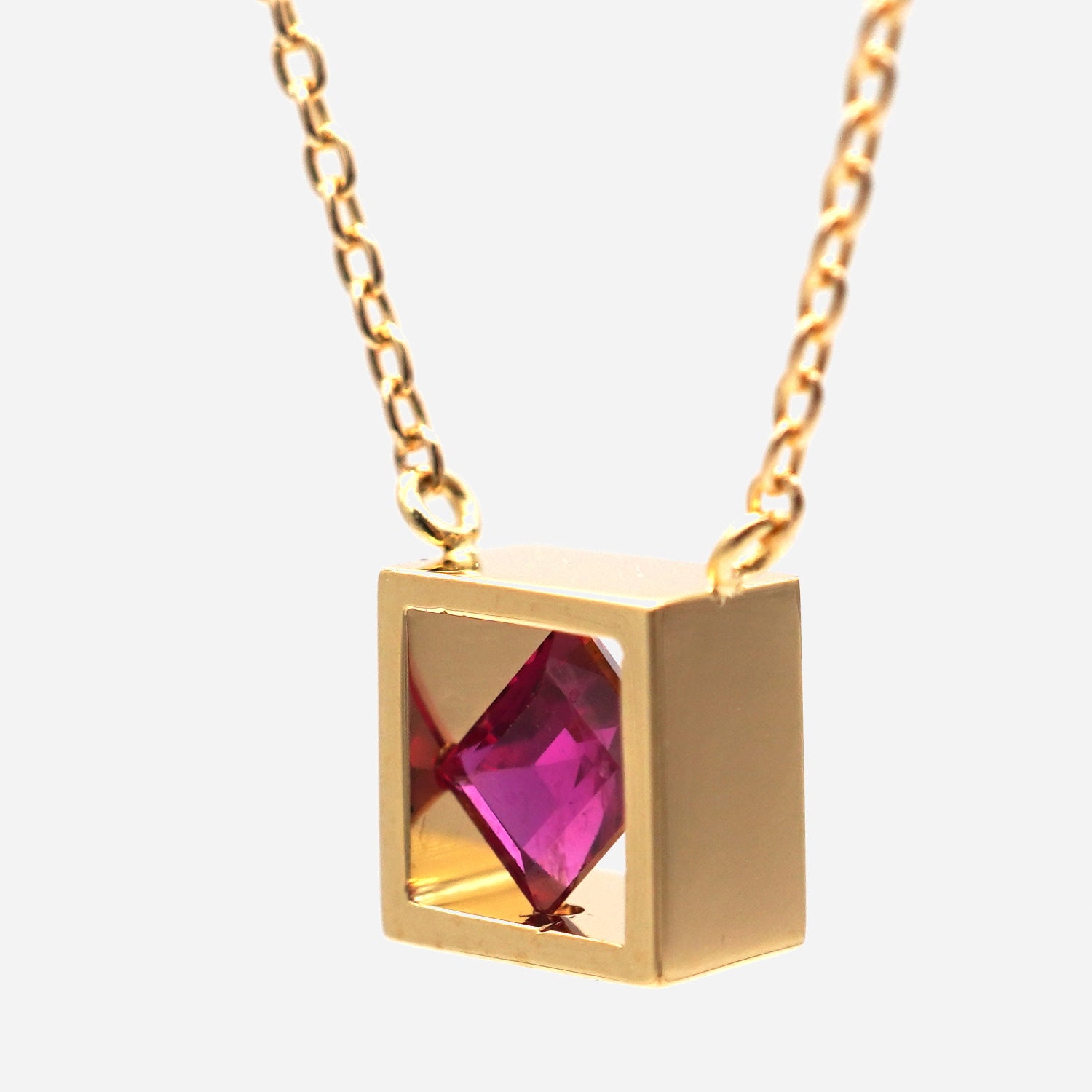 POSITION NECKLACE RUBY #3741