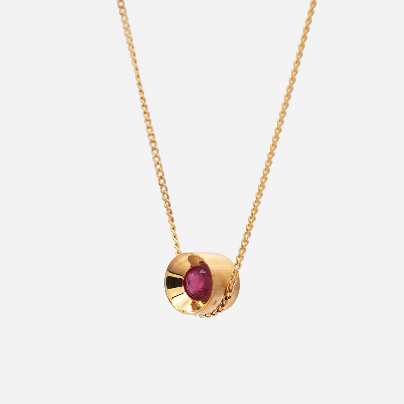 SPOT NECKLACE