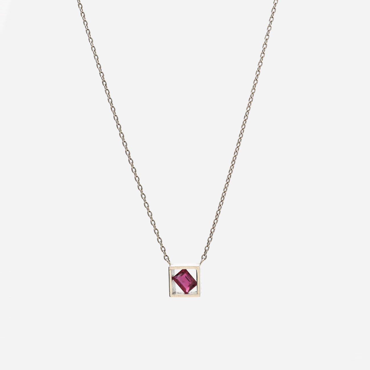 POSITION NECKLACE RUBY #3740