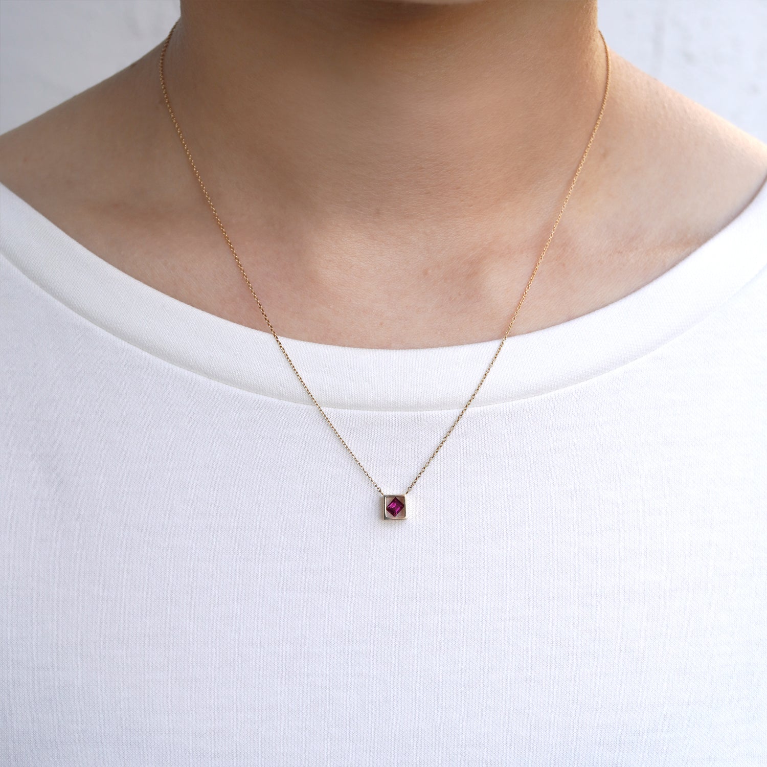 POSITION NECKLACE RUBY #3741