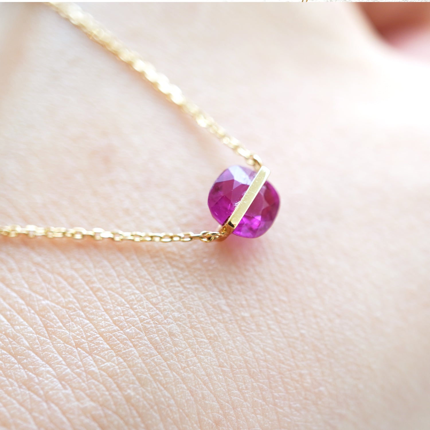 BAND NECKLACE RUBY #2601