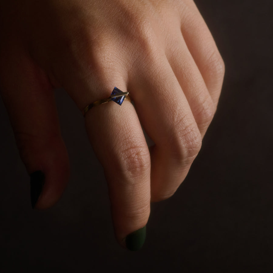 BAND RING SAPPHIRE #3344