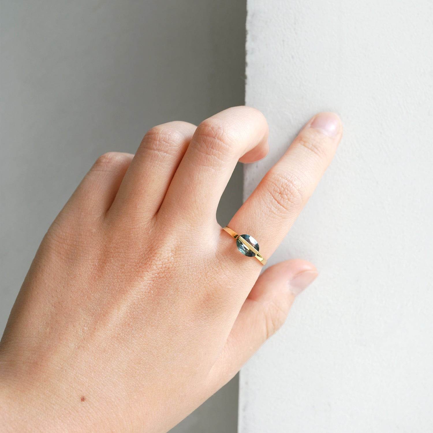 BAND RING SAPPHIRE #3126