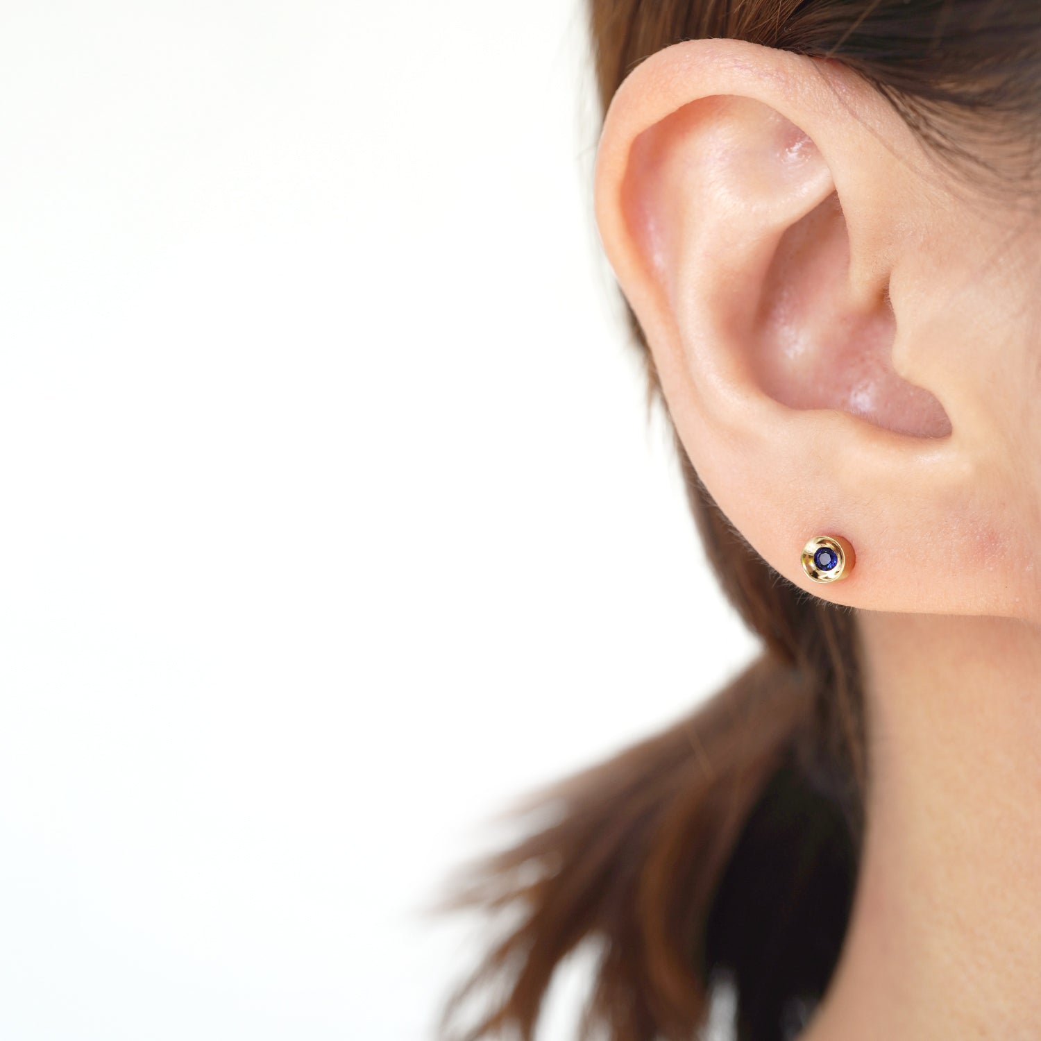SPOT EARRING 2.5mm