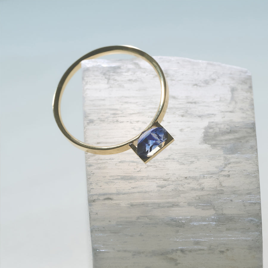BAND RING SAPPHIRE #3910