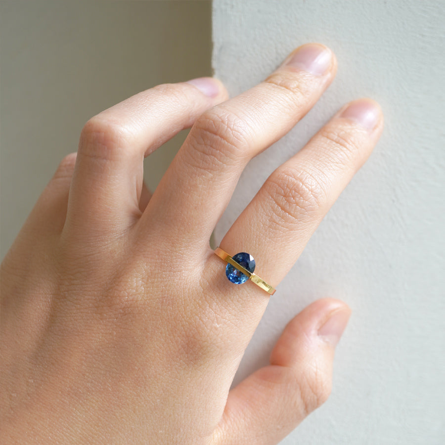 BAND RING SAPPHIRE #2463