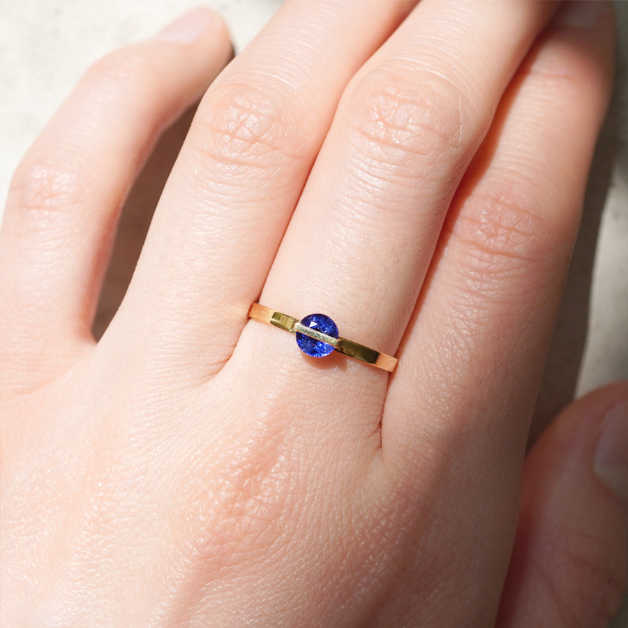 BAND RING SAPPHIRE #2501