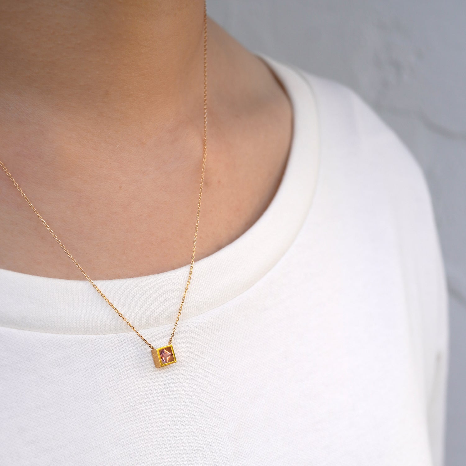 POSITION NECKLACE PADPARADSCHA SAPPHIRE #3742