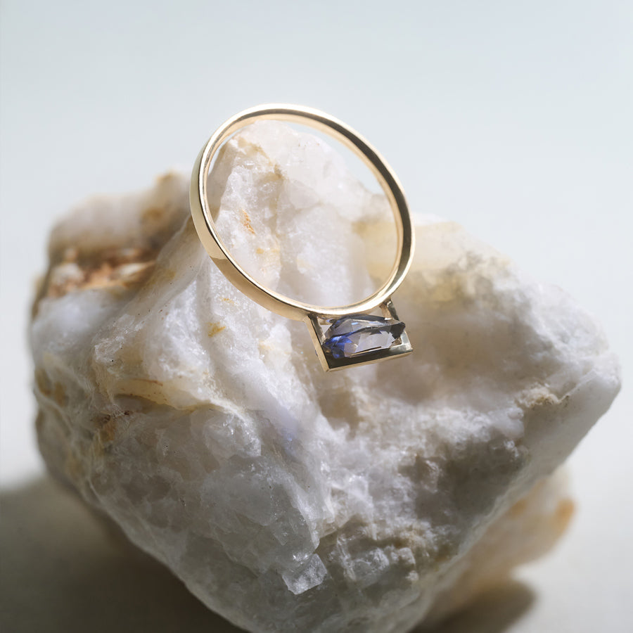 BAND RING SAPPHIRE #3931