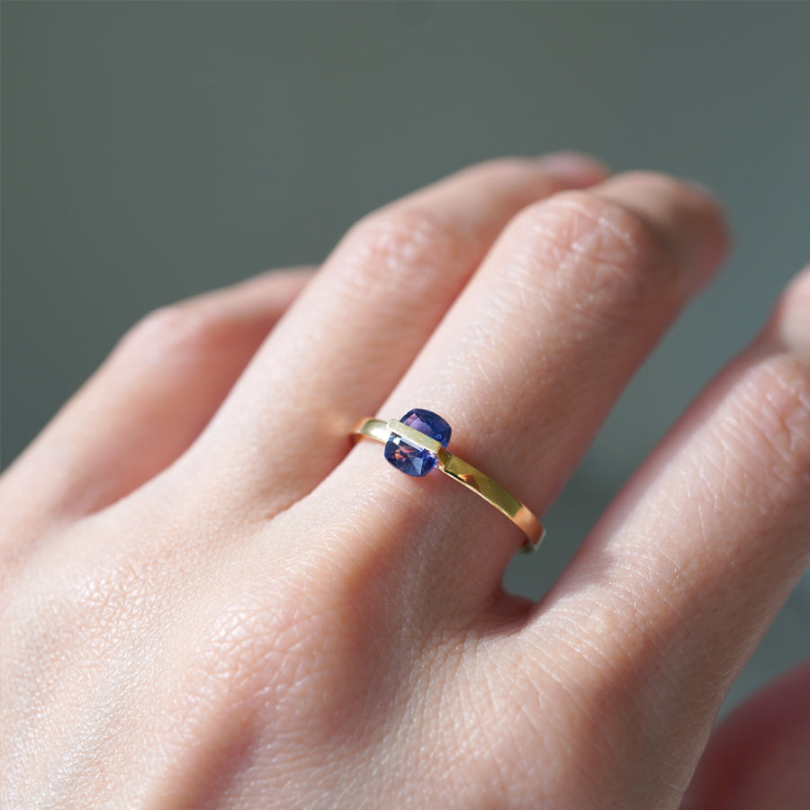 BAND RING SAPPHIRE #3176