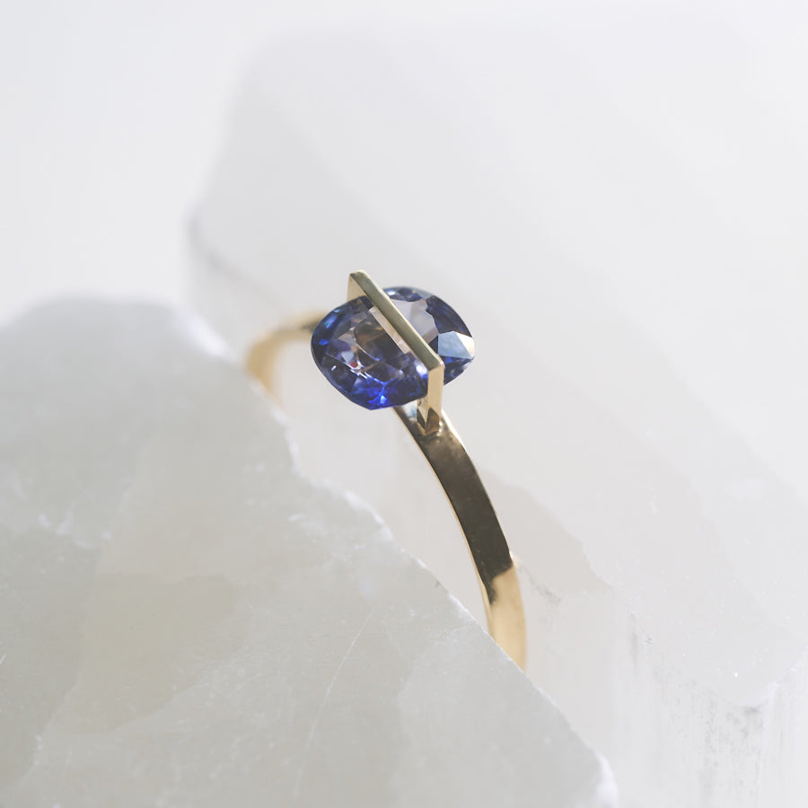 BAND RING SAPPHIRE #3910