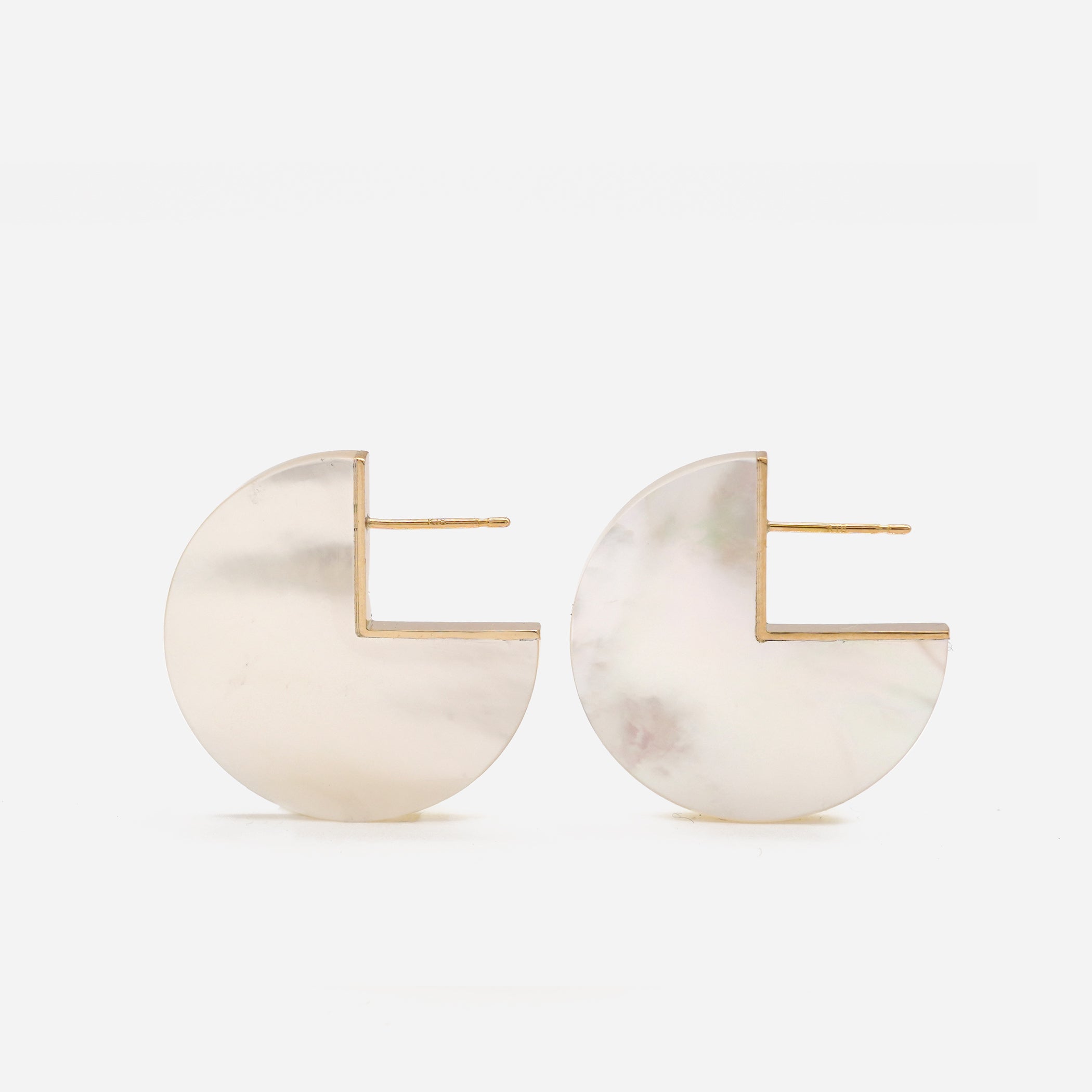 SLICE EARRINGS PAIR 白蝶貝 #3057