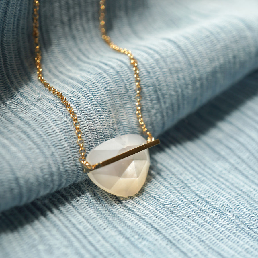 BAND NECKLACE MOTHER OF PEARL #3864