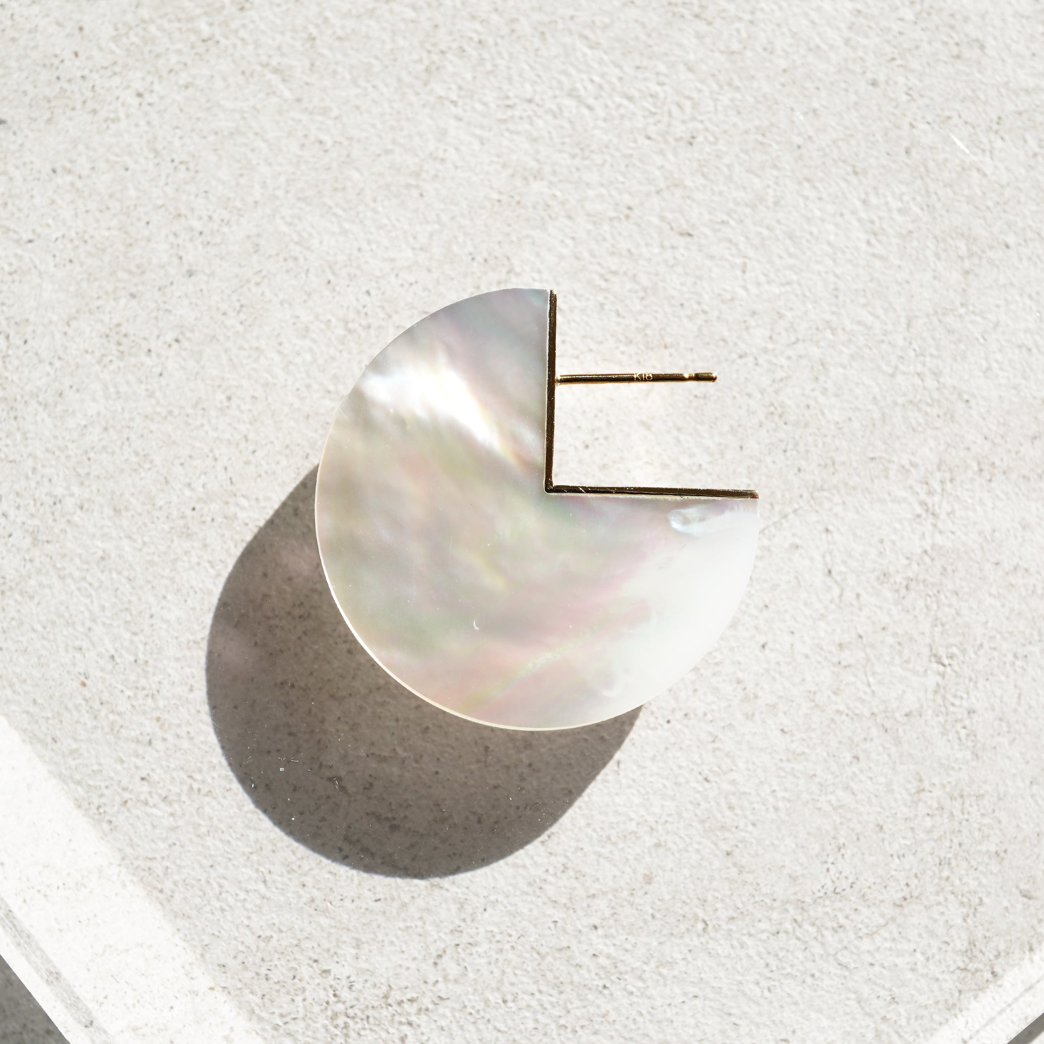 SLICE EARRING SINGLE 白蝶貝 #3140