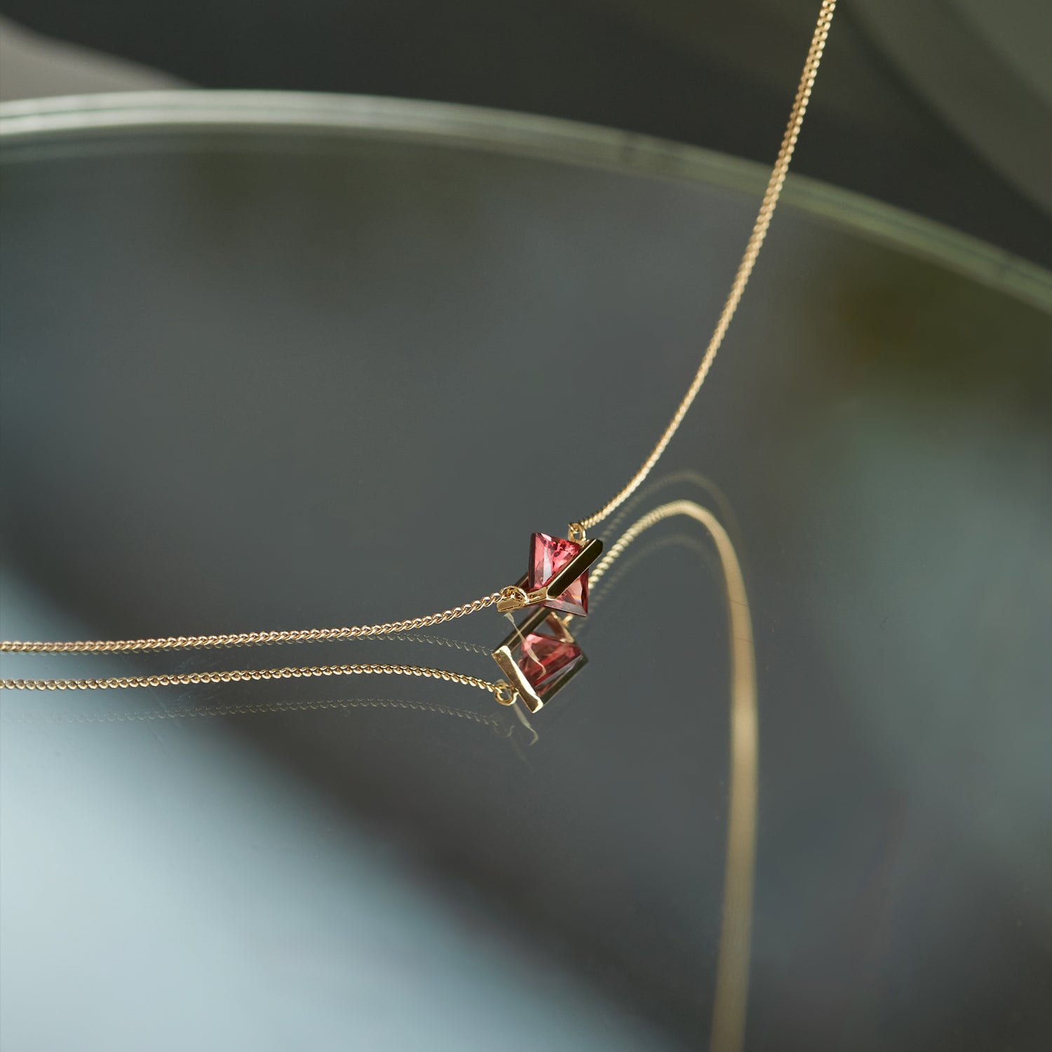 BAND NECKLACE SPINEL #3900