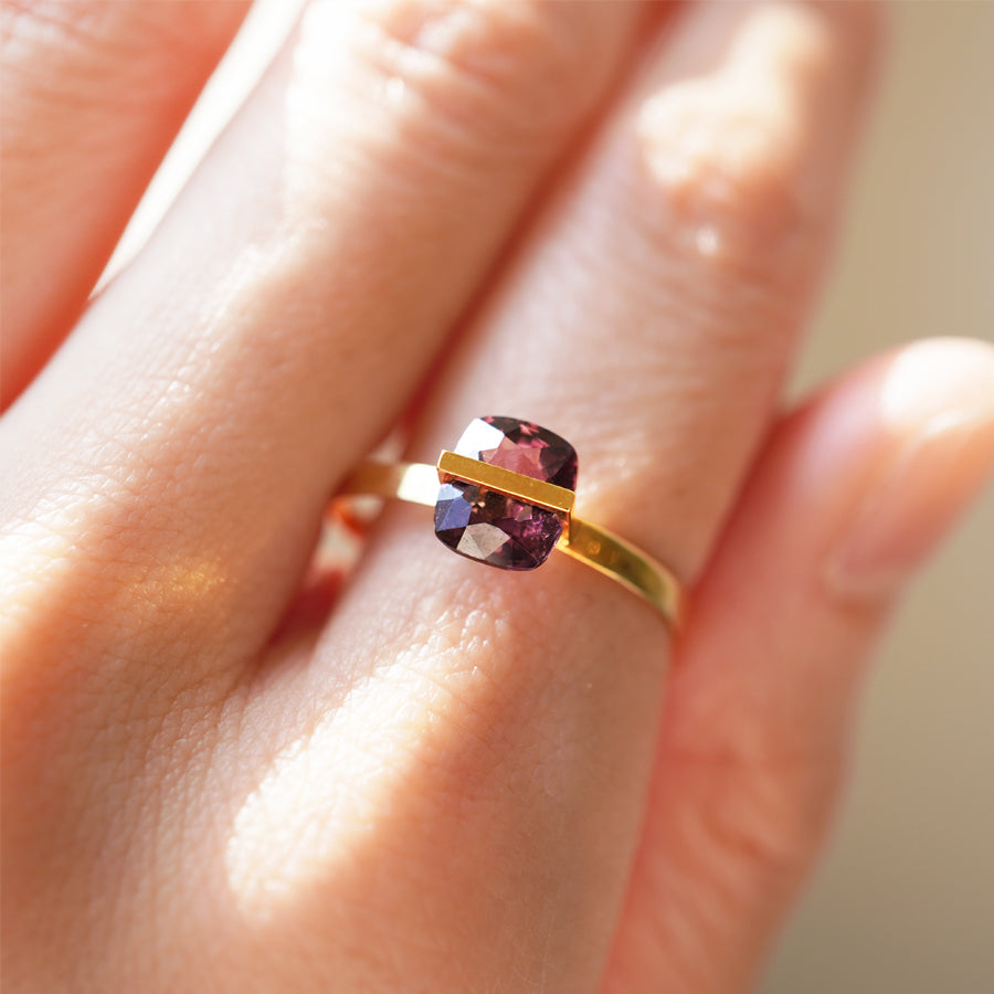 BAND RING SPINEL #2196