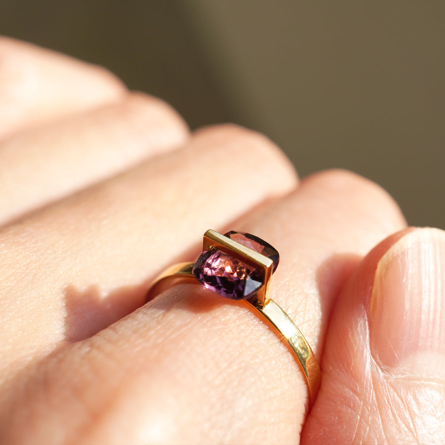 BAND RING SPINEL #2196