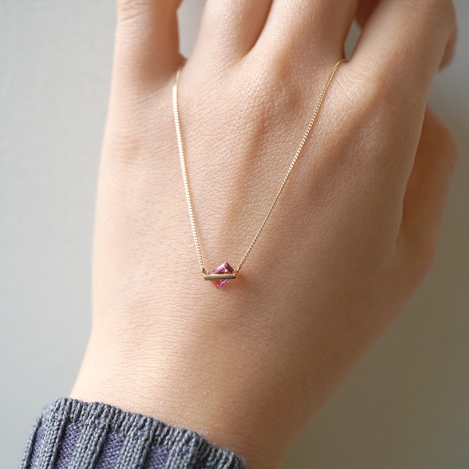 BAND NECKLACE SPINEL #3819