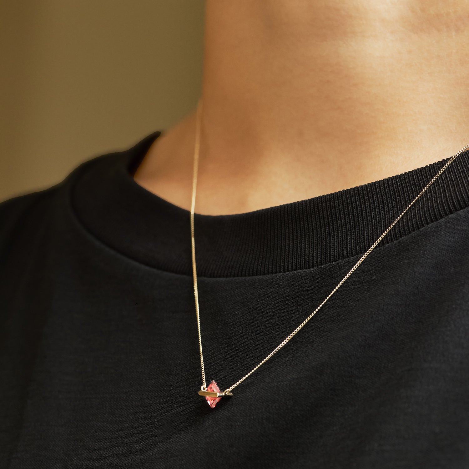 BAND NECKLACE SPINEL #3900