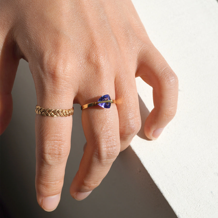 BAND RING TANZANITE#3835
