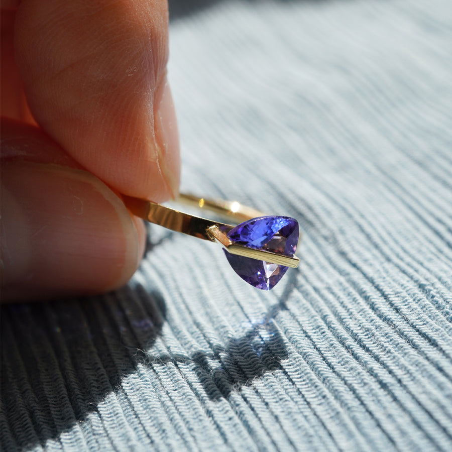 BAND RING TANZANITE#3835