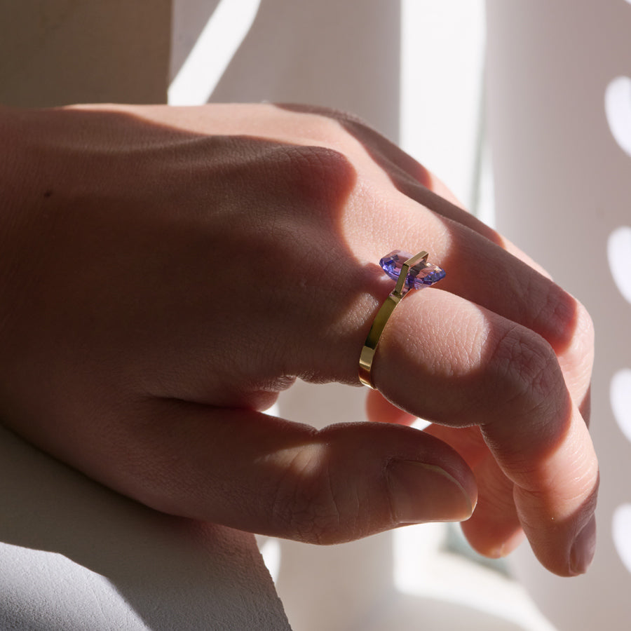 BAND RING TANZANITE#4085