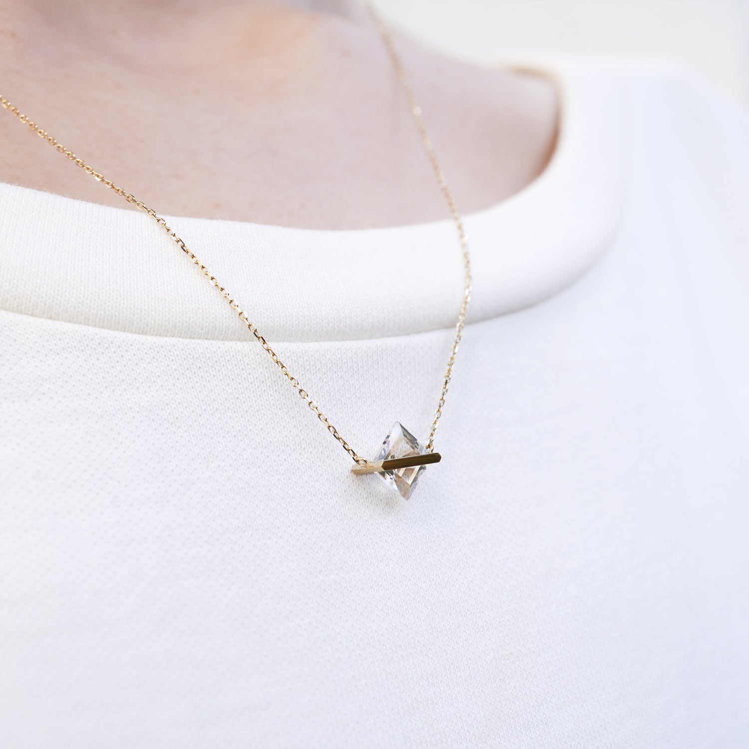 BAND NECKLACE WHITE TOPAZ #3258