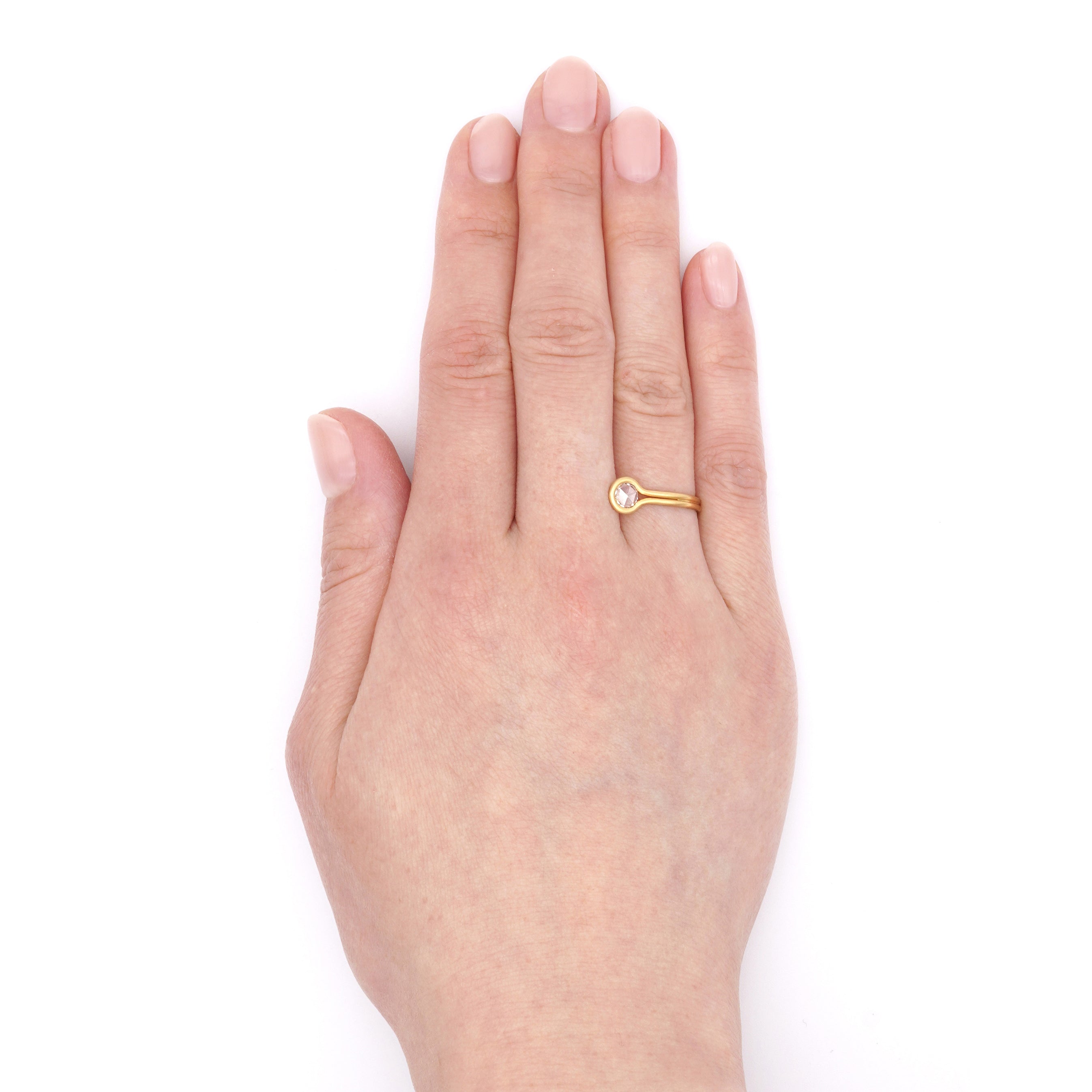 ROUND DIAMOND RING #1160