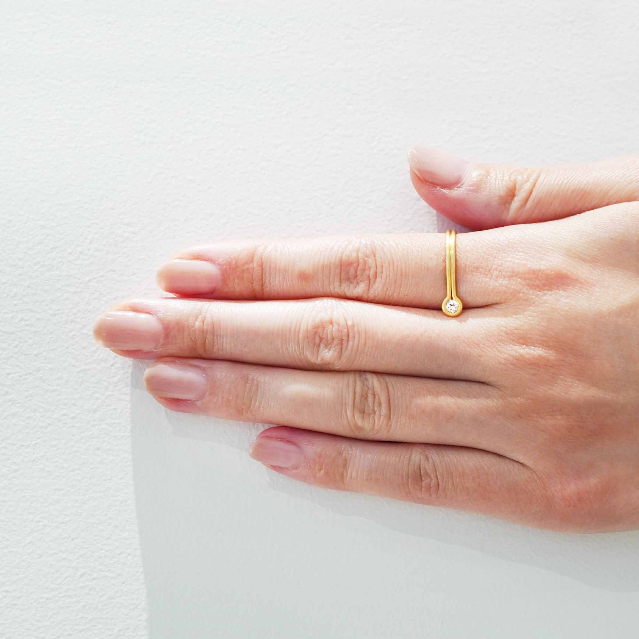 ROUND DIAMOND RING #1616