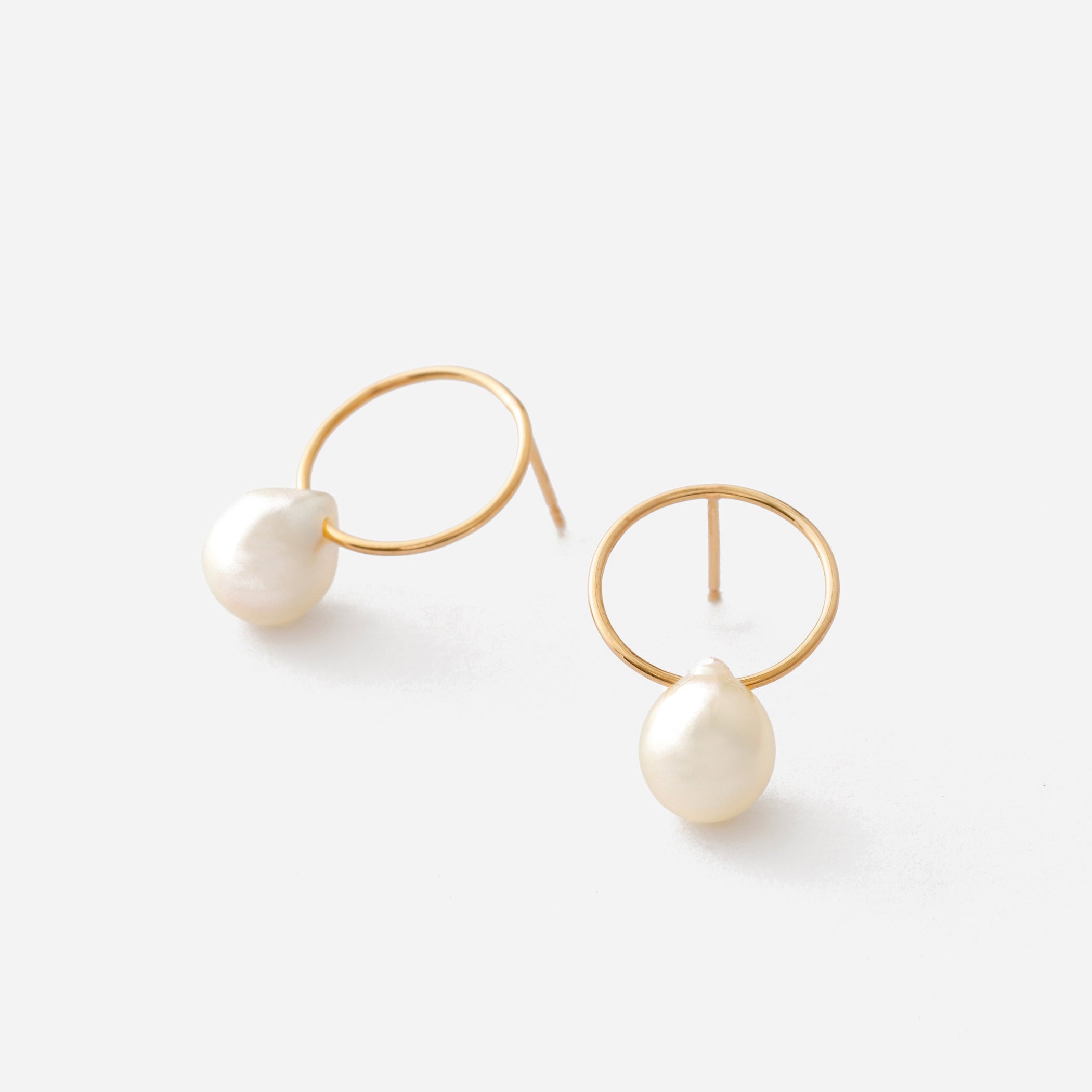 UWAJIMA PEARL EARRING