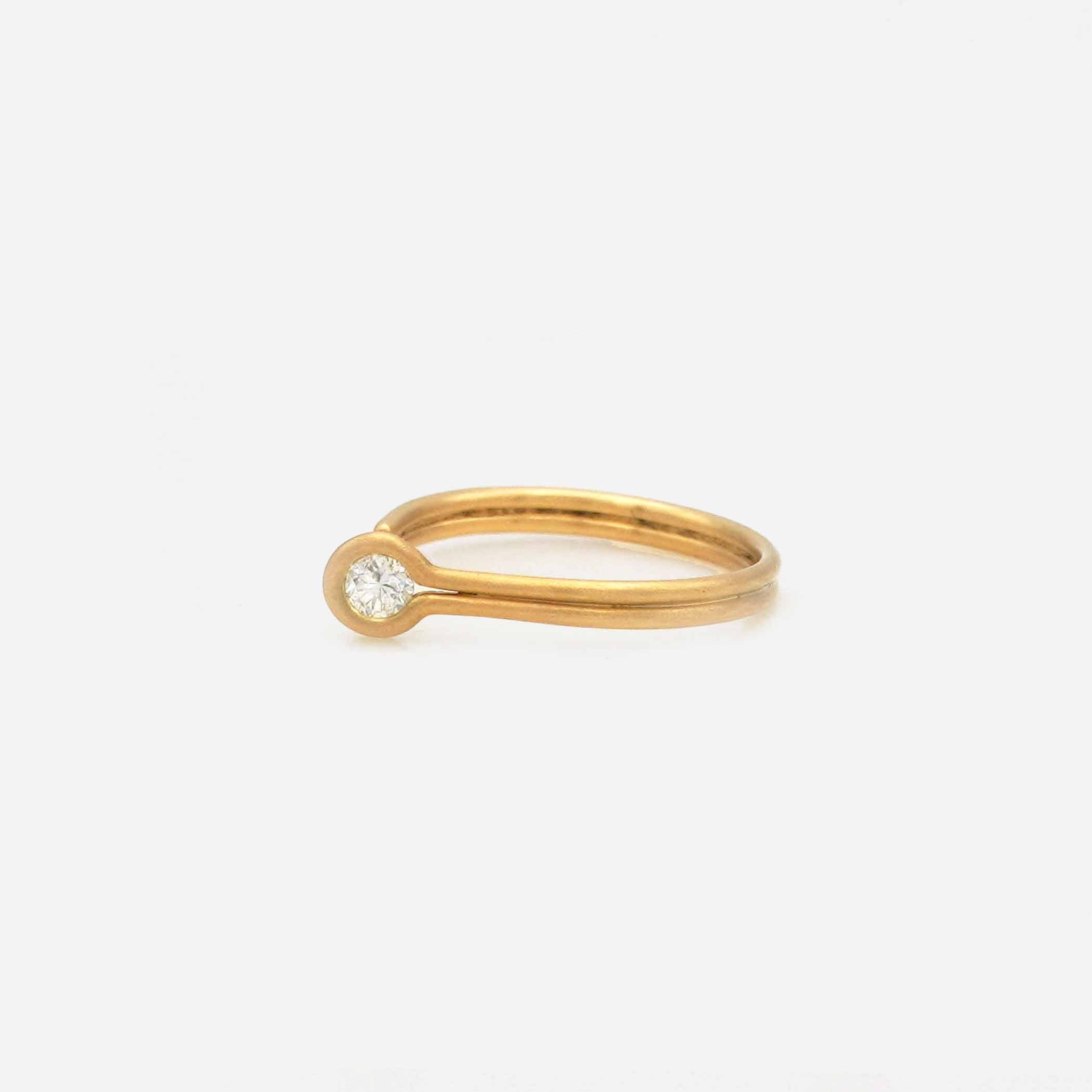 ROUND DIAMOND RING #1616