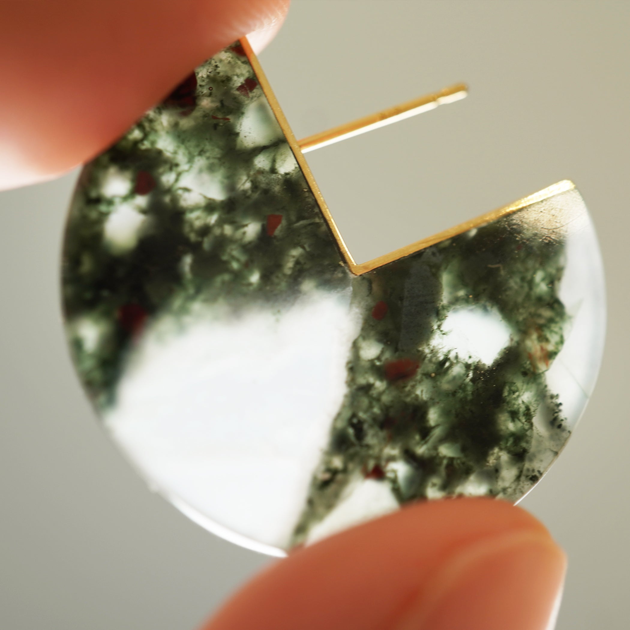 SLICE EARRING SINGLE BLOODSTONE #2753