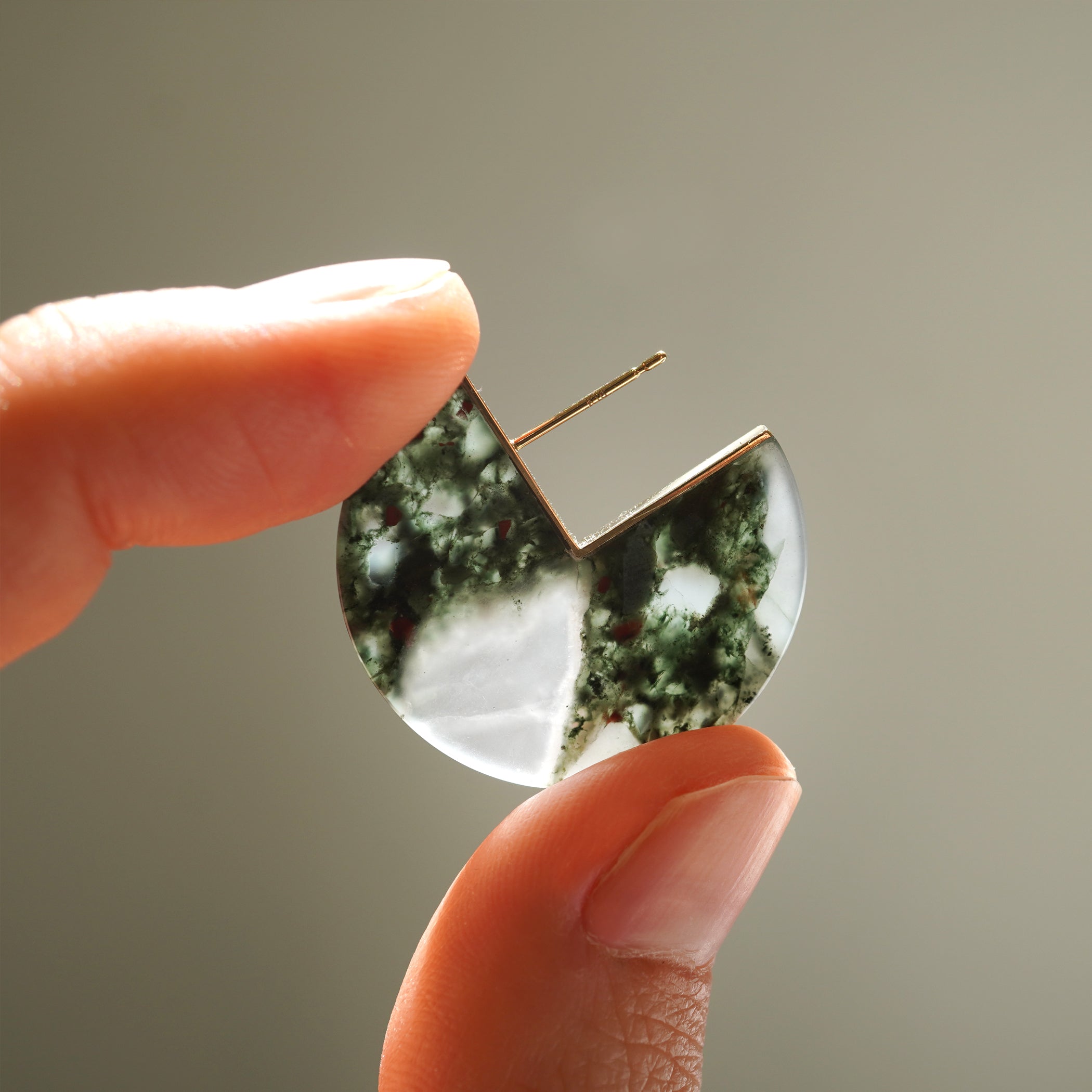 SLICE EARRING SINGLE BLOODSTONE #2753