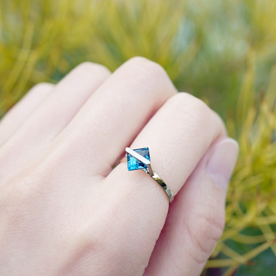 BAND RING BLUETOPAZ #2528