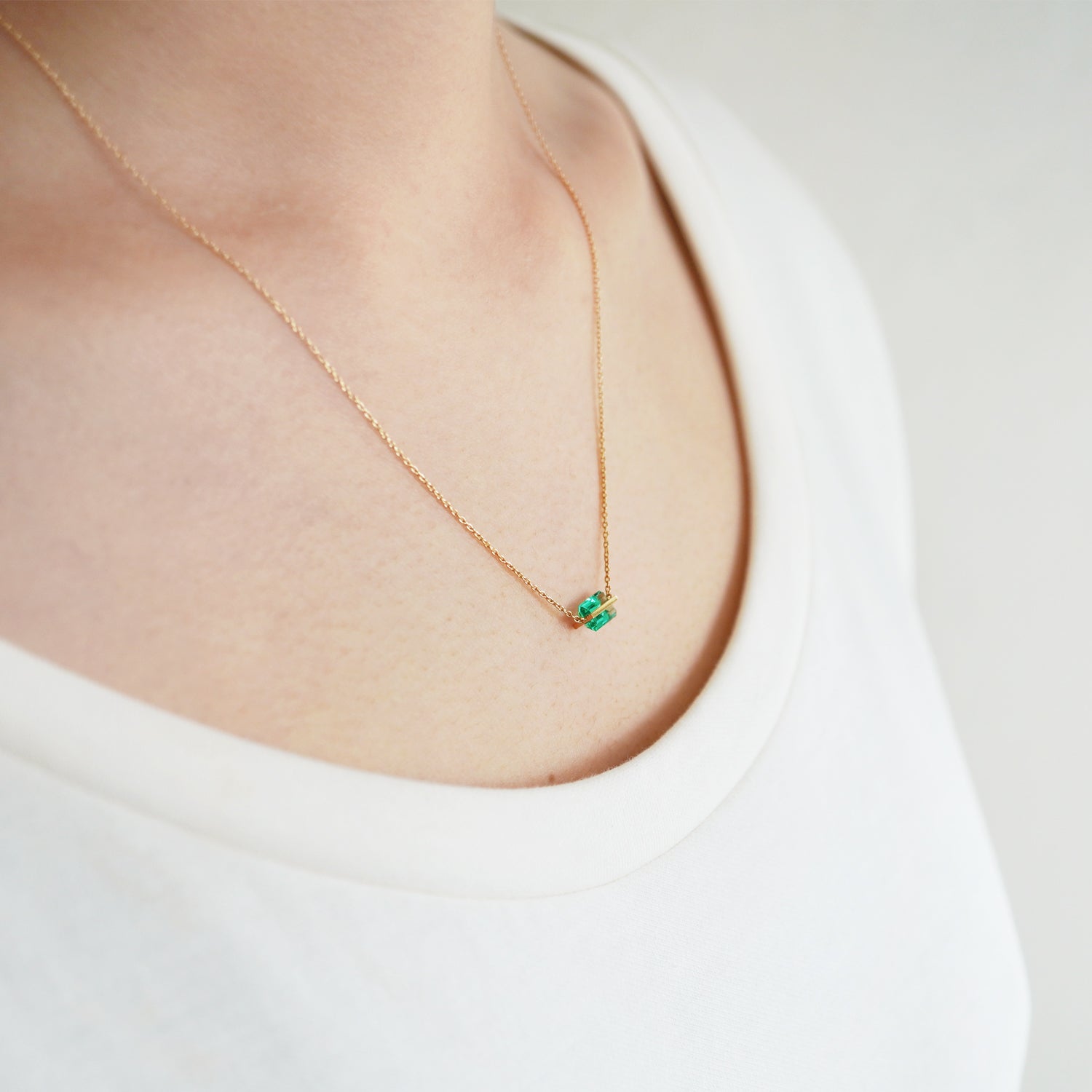 BAND NECKLACE EMERALD #2678