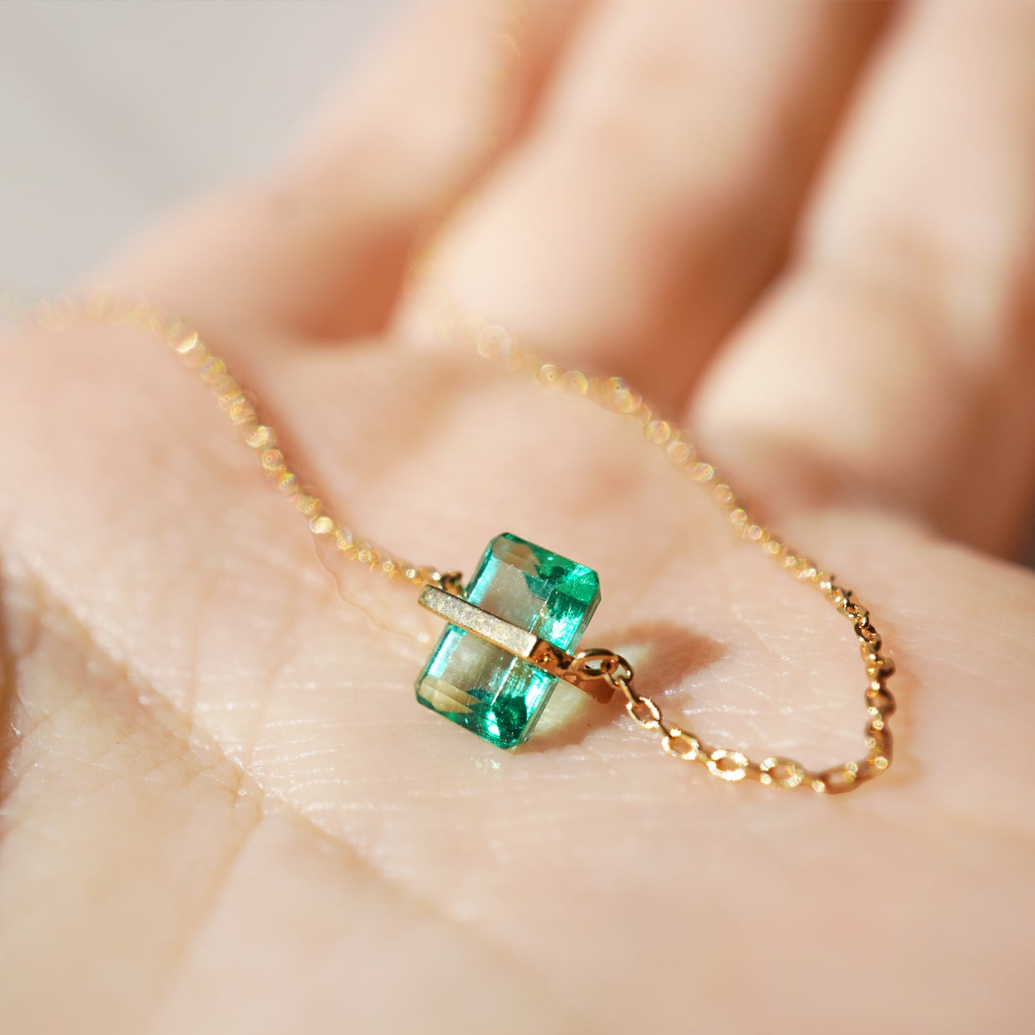 BAND NECKLACE EMERALD #2791