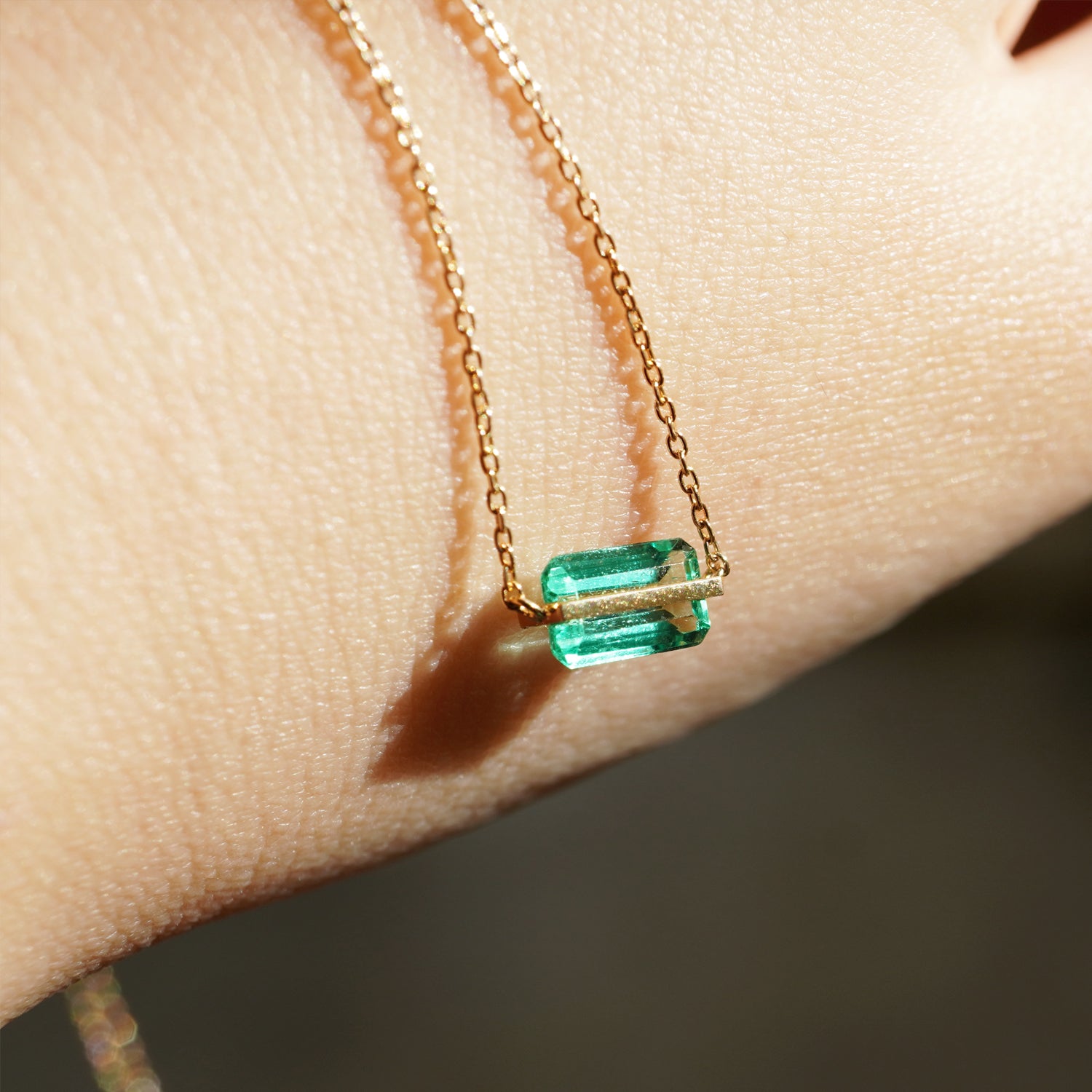 BAND NECKLACE EMERALD #2678